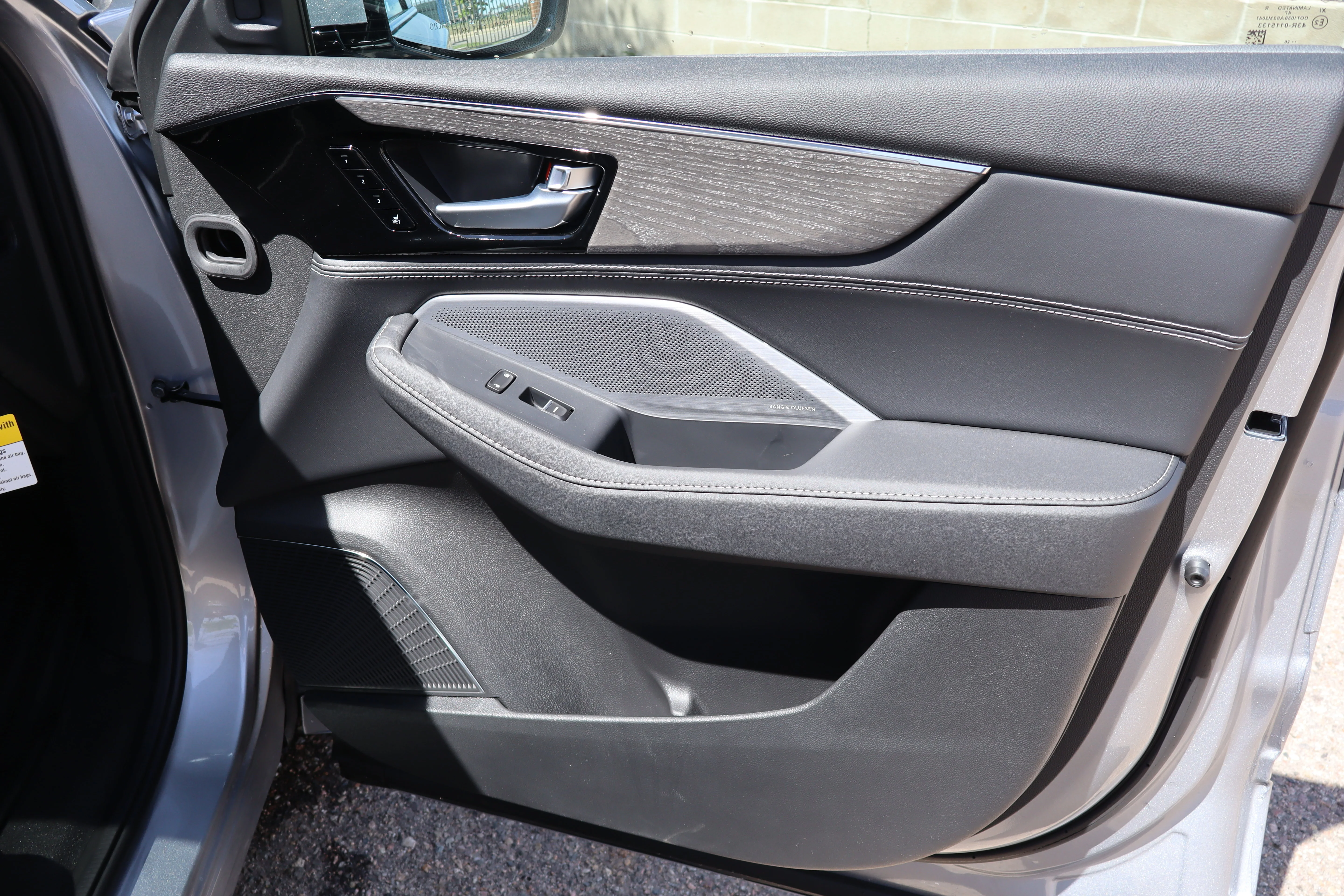 New 2026 Solar Silver Metallic Acura w/Advance Package image 34