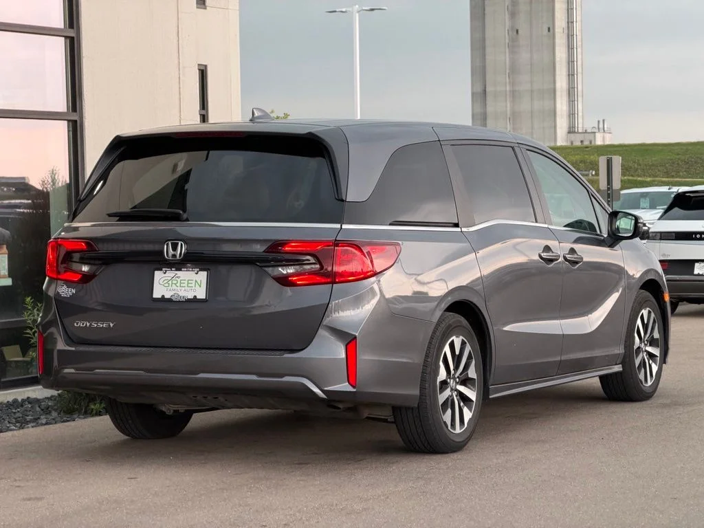 Used 2025 Gray Honda EX-L image 5