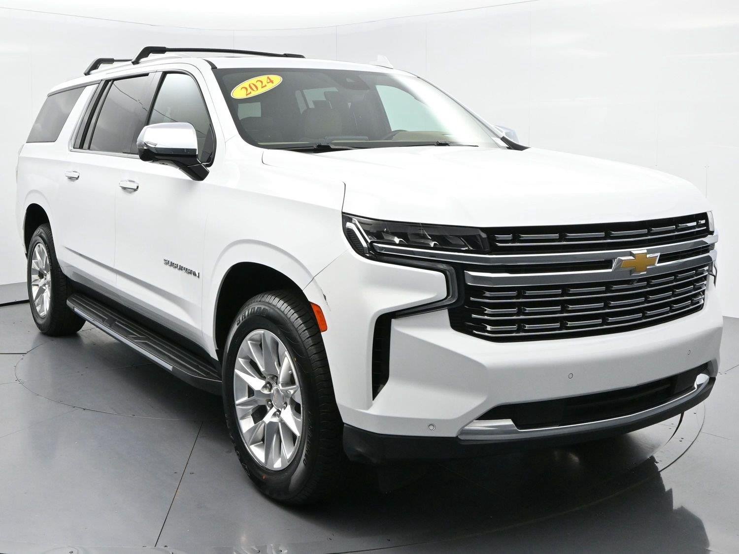 Used 2024 Summit White Chevrolet Premier image 2