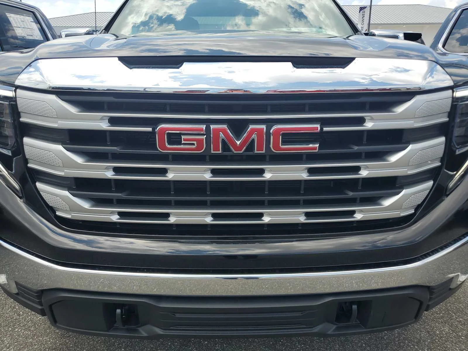 2026 GMC Sierra 1500 SLE - Photo 21
