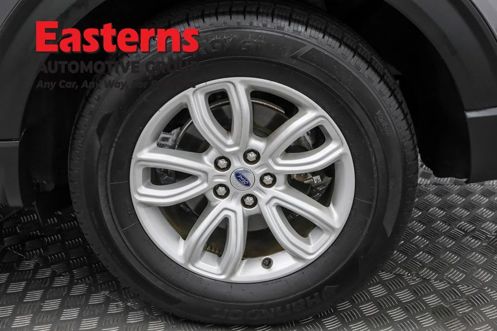 Used 2021 Gray Ford Base image 33