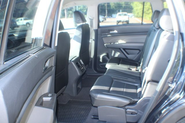 2022 Volkswagen Atlas SE w/Tech - Photo 14