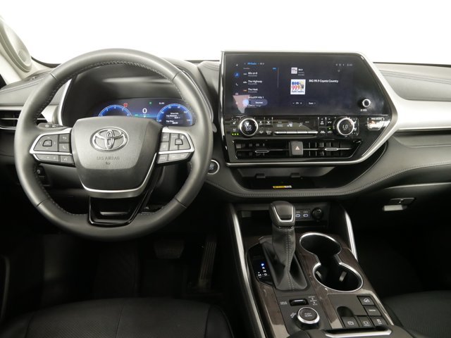 Certified Used 2024 Ruby Flare Pearl Toyota Platinum image 24