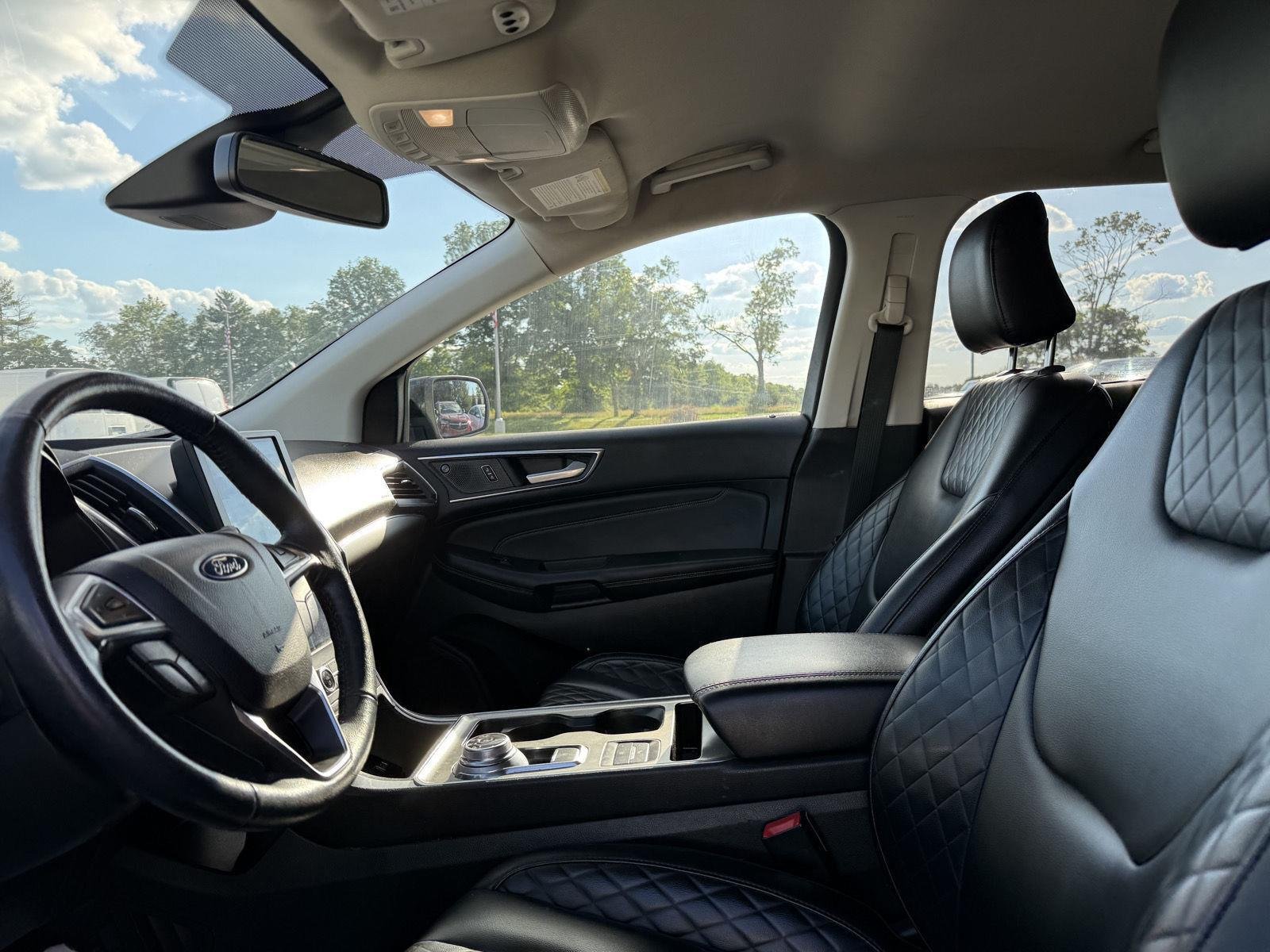 Used 2023 Agate Black Ford Titanium image 7