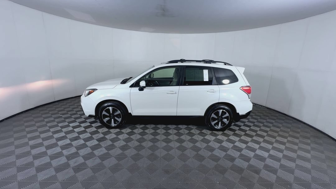 Used 2017 Crystal White Pearl Subaru Premium image 5