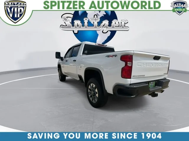 Used 2023 White Chevrolet Custom image 7