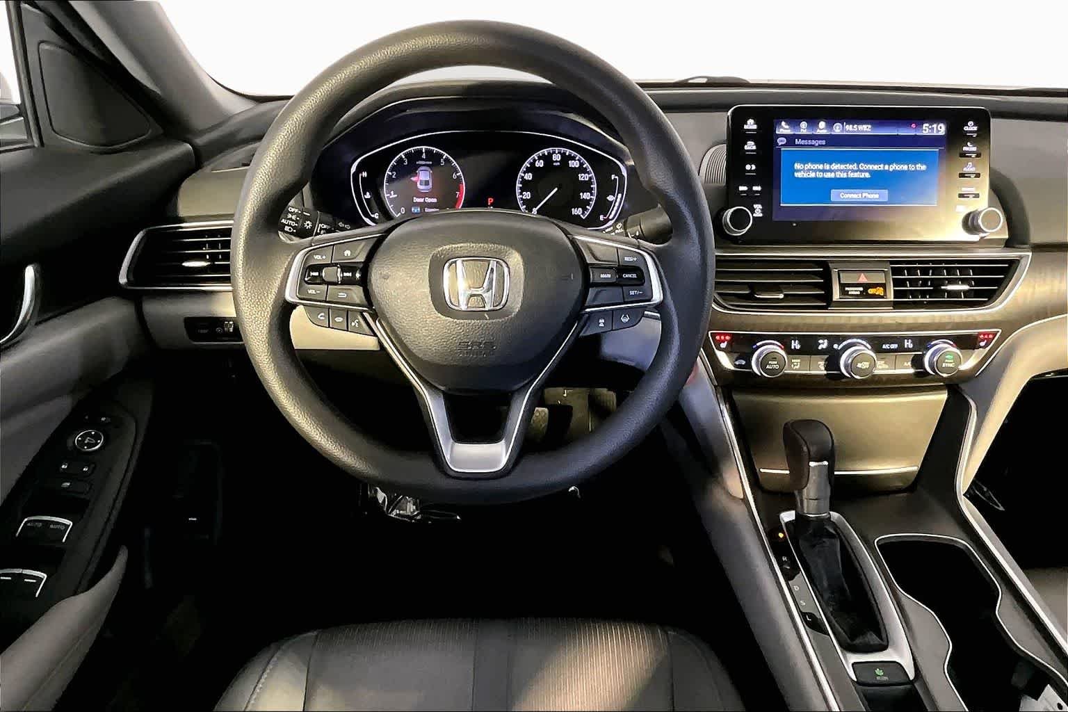Used 2020 Lunar Silver Metallic Honda EX image 6