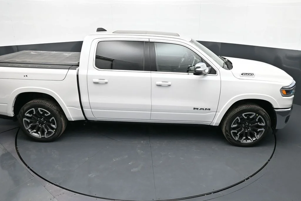 New 2026 Ivory White Tri-Coat Pearl-Coat Exterior Paint RAM Limited image 42
