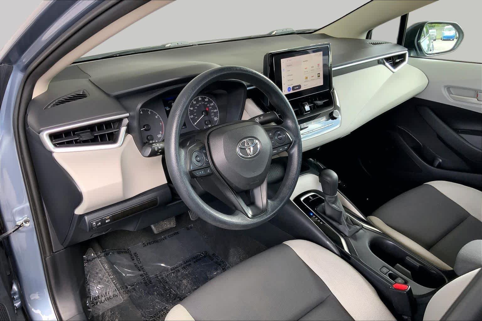 2024 Toyota Corolla LE - Photo 18