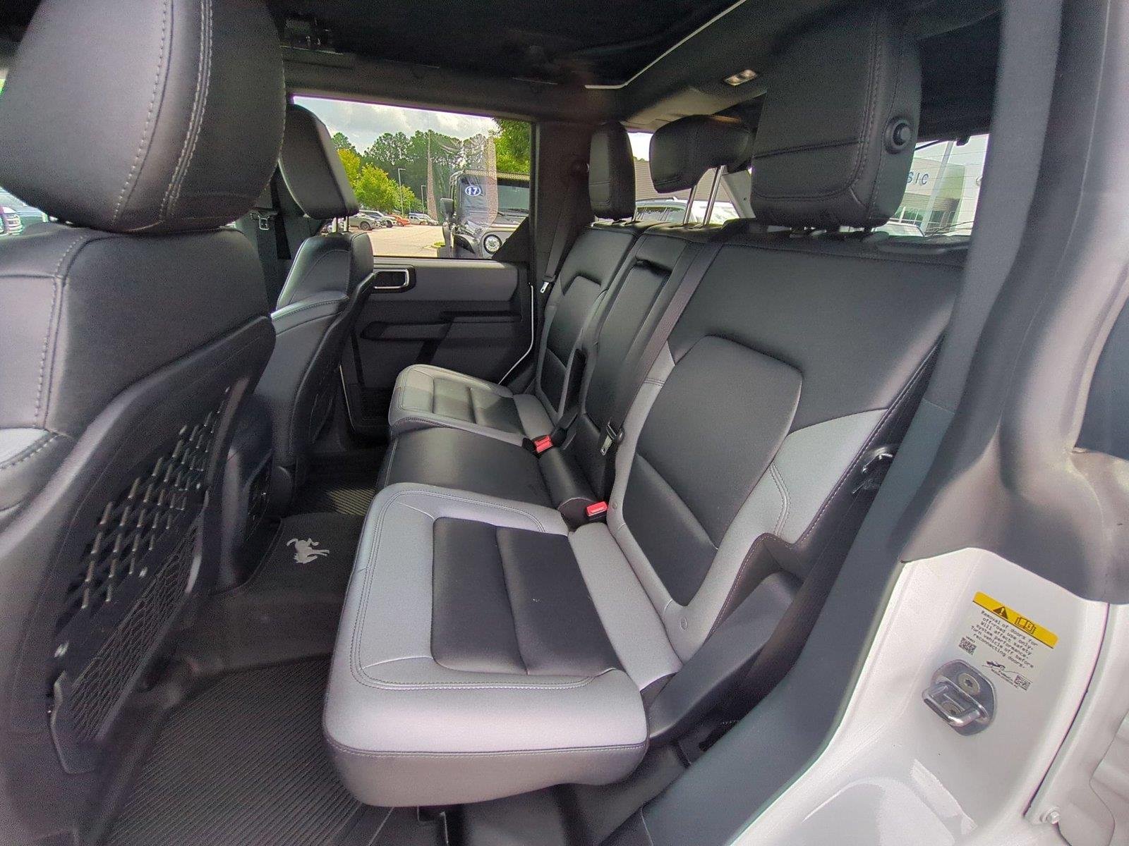 Used 2024 Oxford White Clearcoat Ford Big Bend image 32