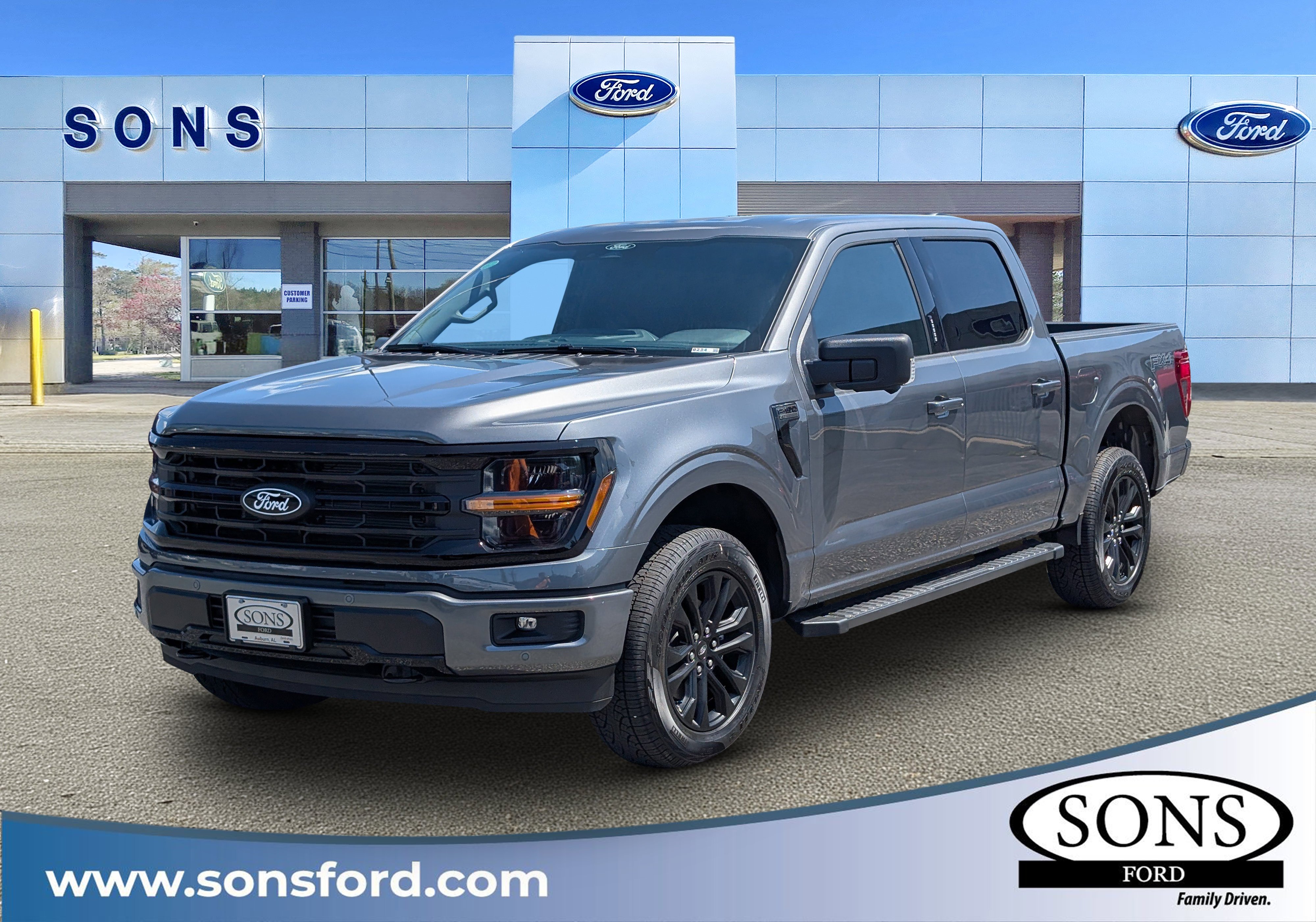 New 2026 Carbonized Gray Metallic FORD XLT image 1