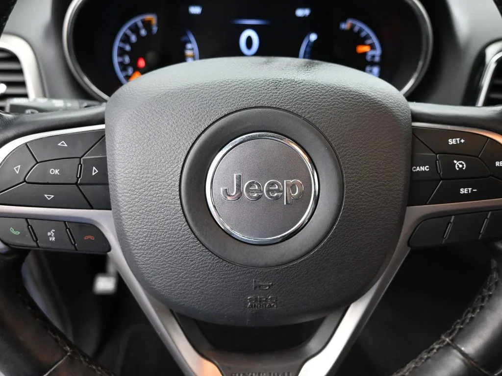 Used 2020 Blue Jeep Limited image 17