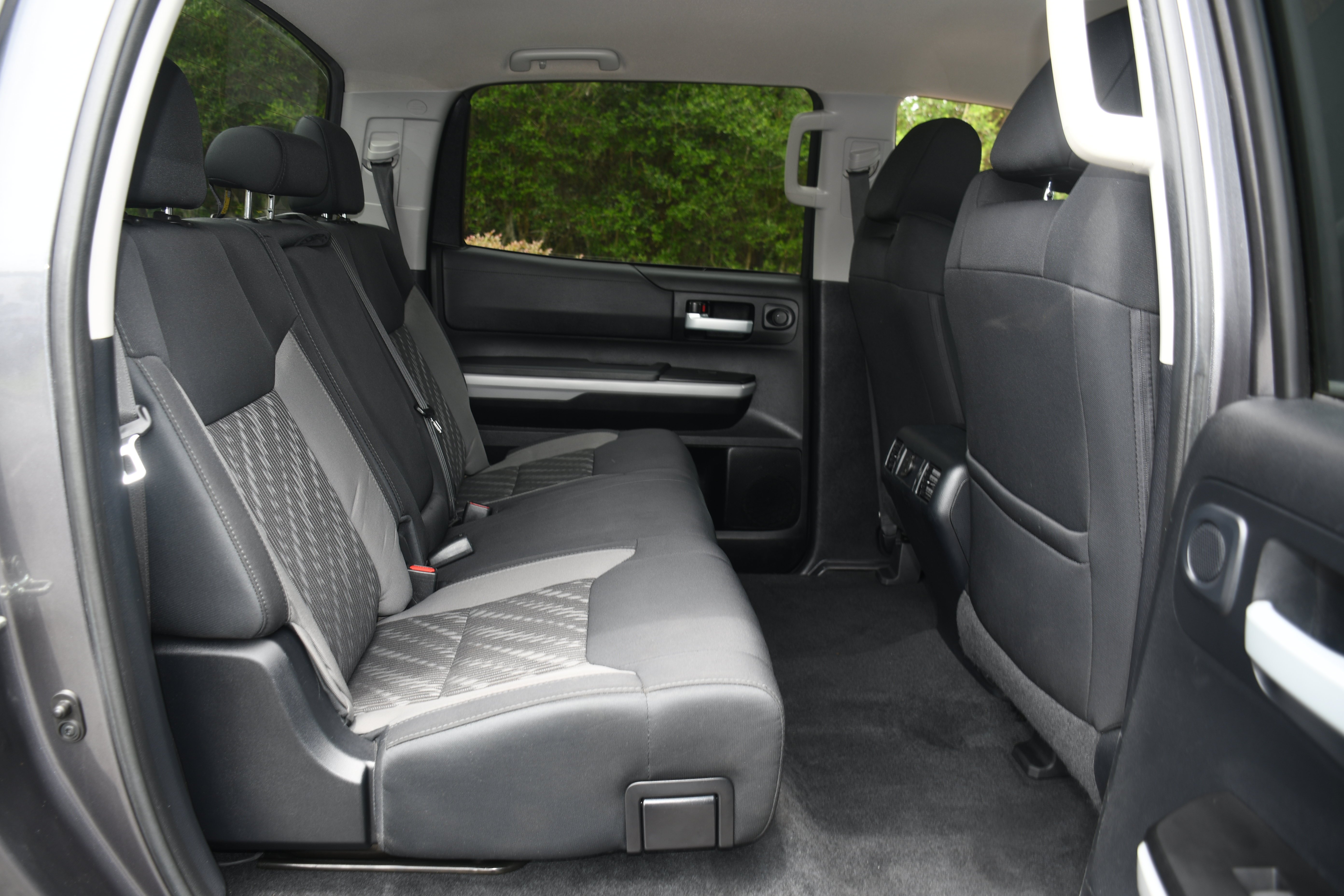 Used 2019 Gray Toyota SR5 image 17