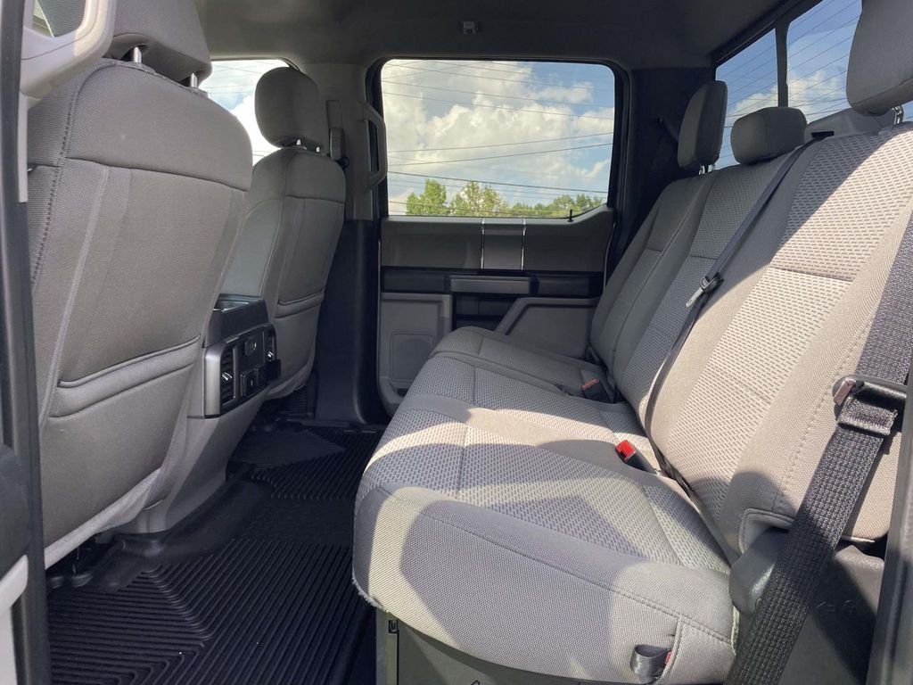 Used 2021 Silver Ford XLT image 11