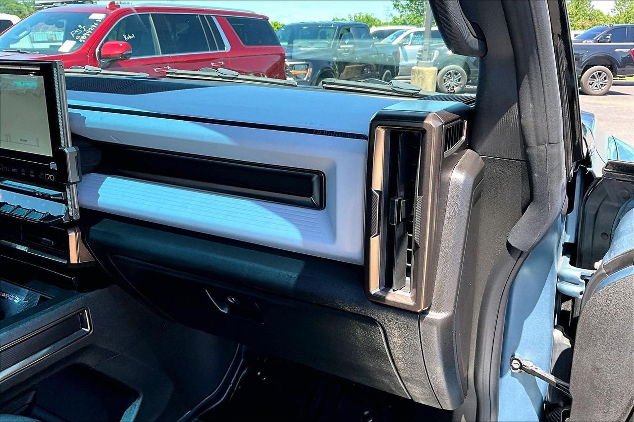 2024 GMC HUMMER EV 3X - Photo 28
