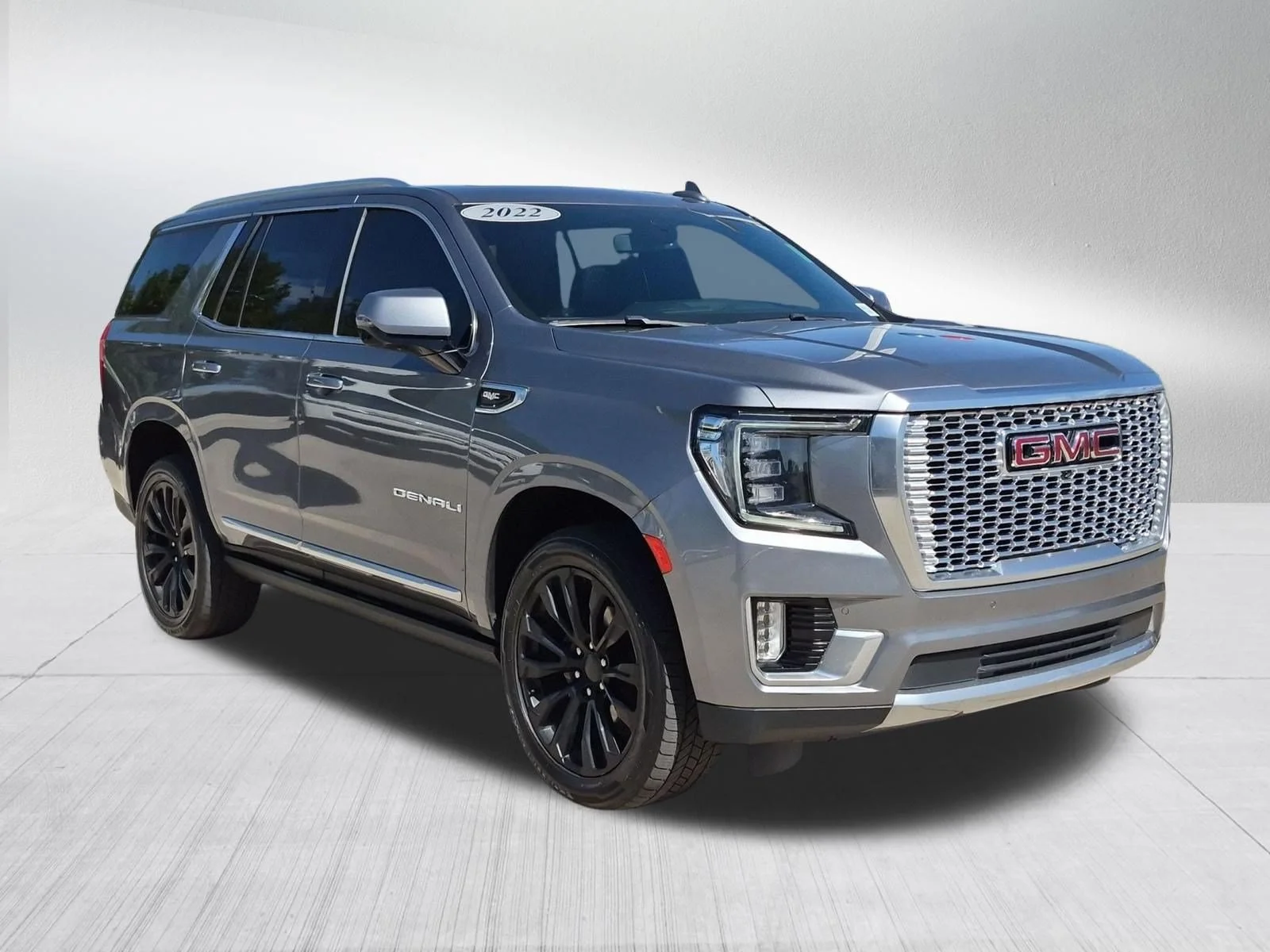 Used 2022 Satin Steel Metallic GMC Denali image 7