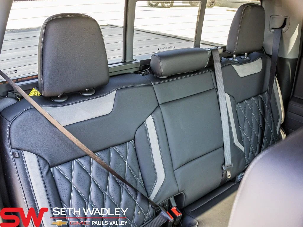 2025 Chevrolet Silverado 1500 RST - Photo 93