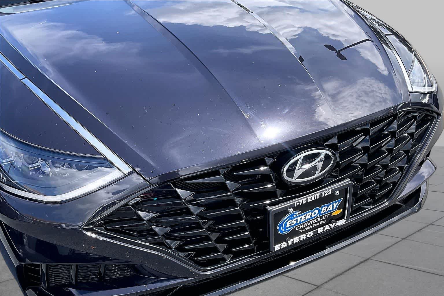 Used 2023 Carbon Blue Hyundai SEL image 29