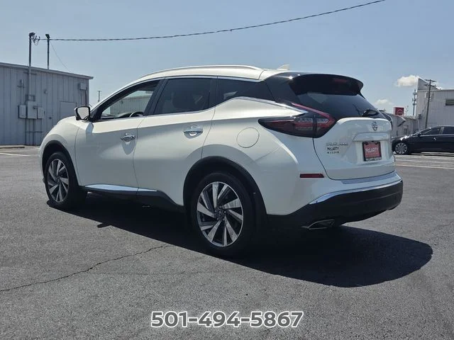 Used 2021 White Nissan SL image 3