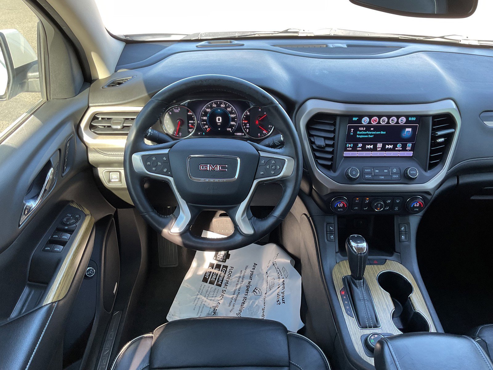 Used 2017 White Frost Tricoat GMC Denali image 19