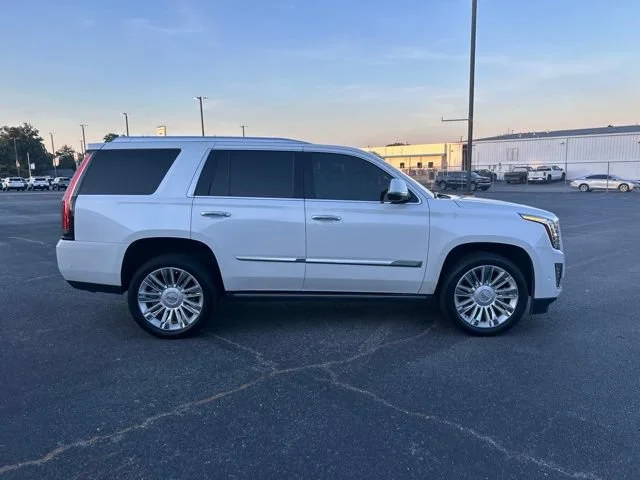 Used 2020 CRYSTAL WHITE TRICOAT Cadillac Platinum image 5