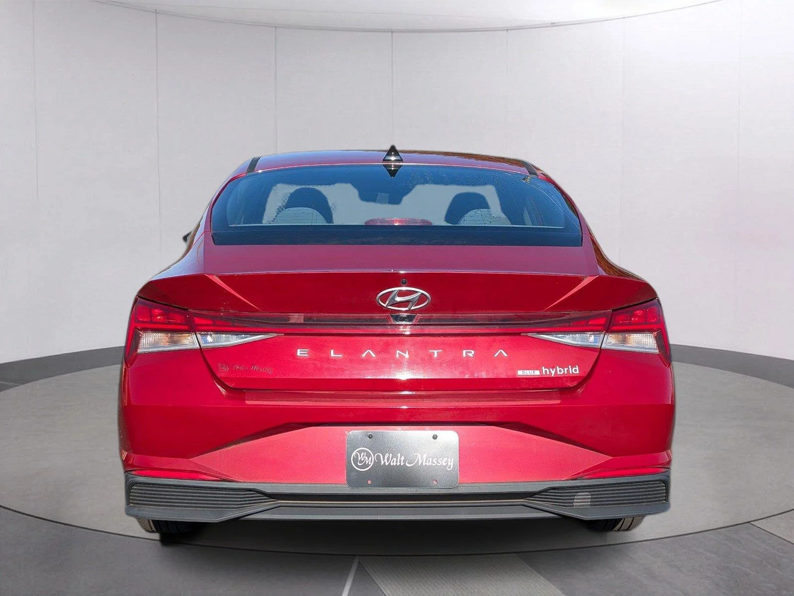 Used 2022 Scarlet Red Pearl Hyundai Blue image 6