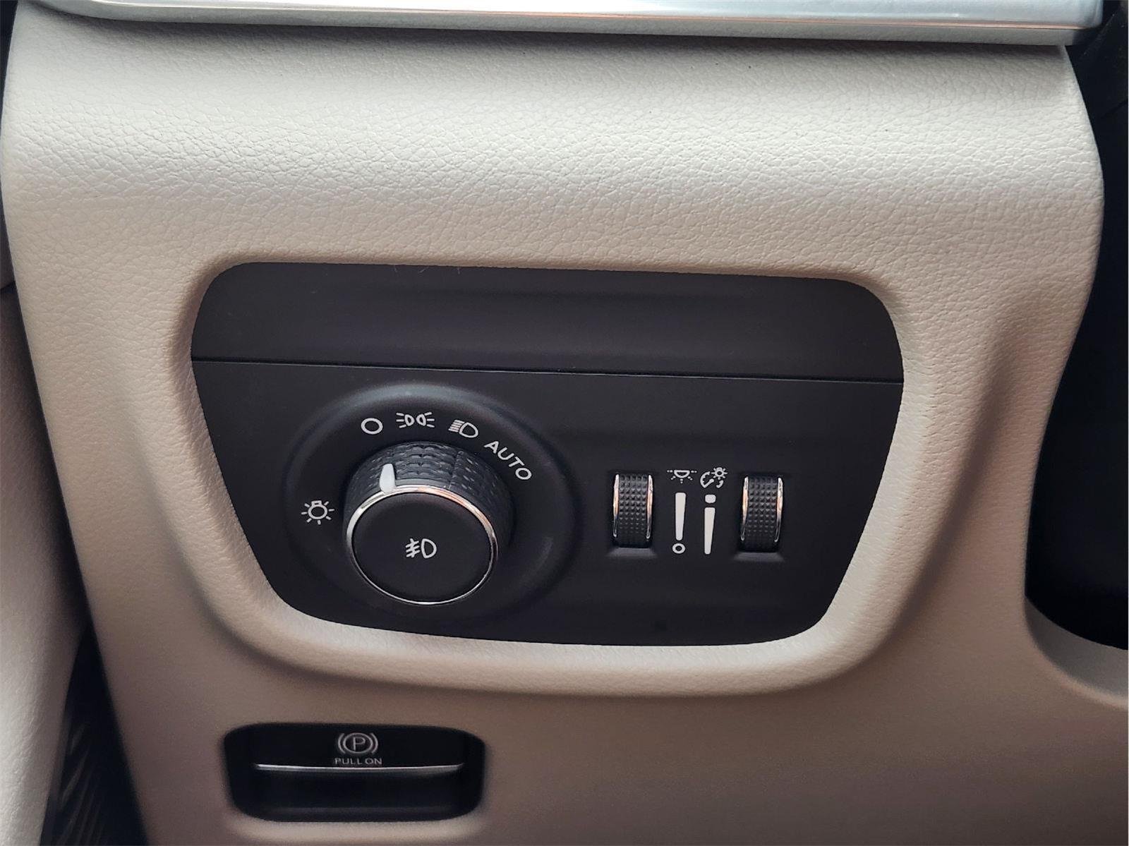 Used 2022 Bright White Clearcoat Jeep Overland image 22