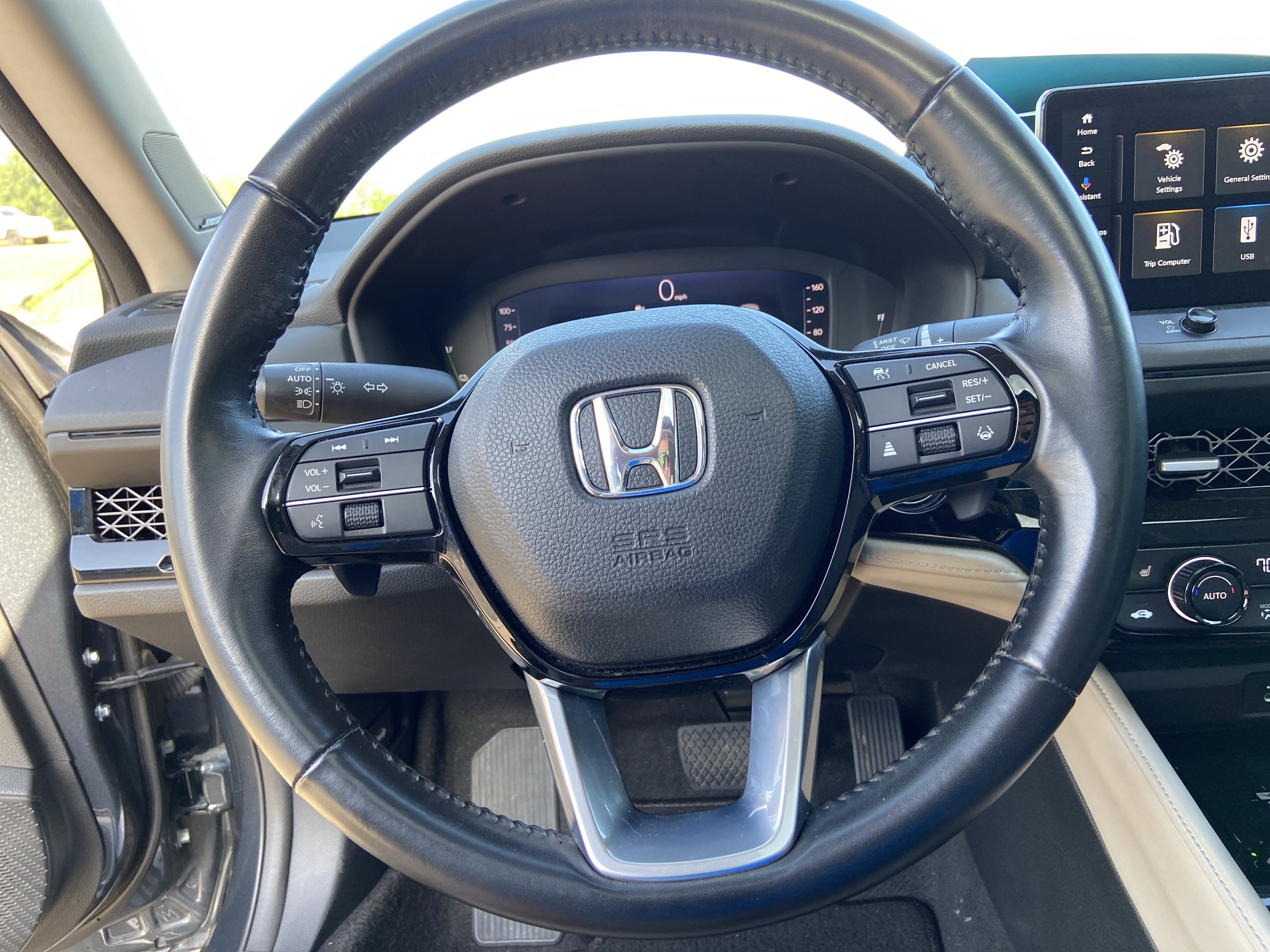 Used 2023 Meteorite Gray Metallic Honda Touring image 45