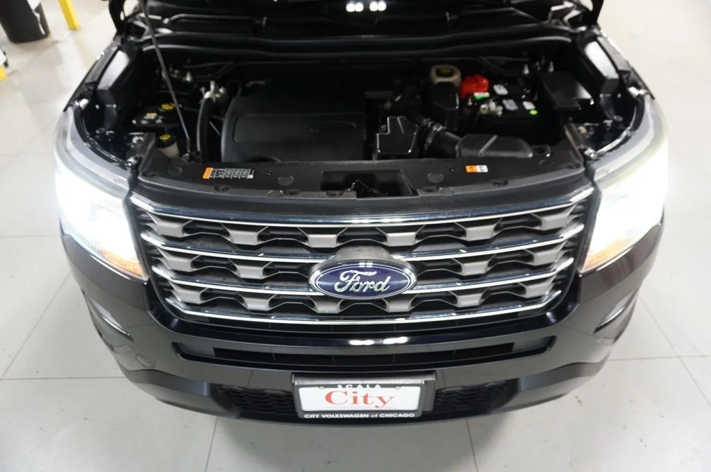 Used 2016 Shadow Black Ford Base image 38