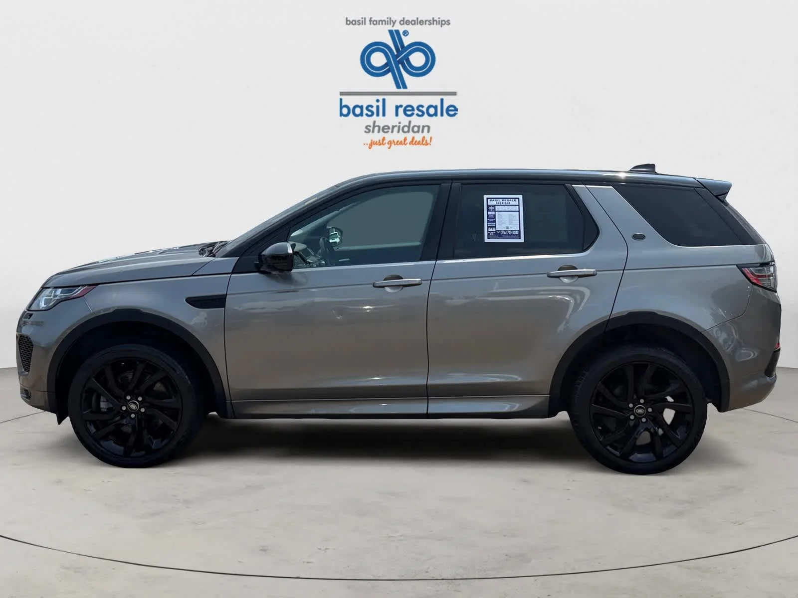 Used 2018 Corris Grey Metallic Land Rover HSE image 3