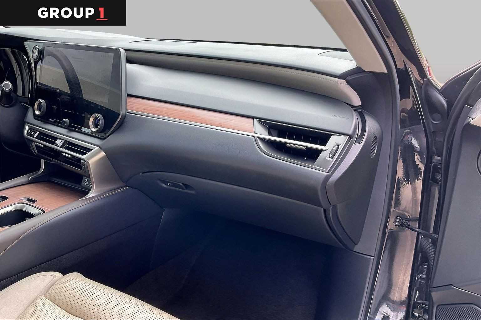 Certified Used 2023 CAVIAR Lexus Luxury image 16