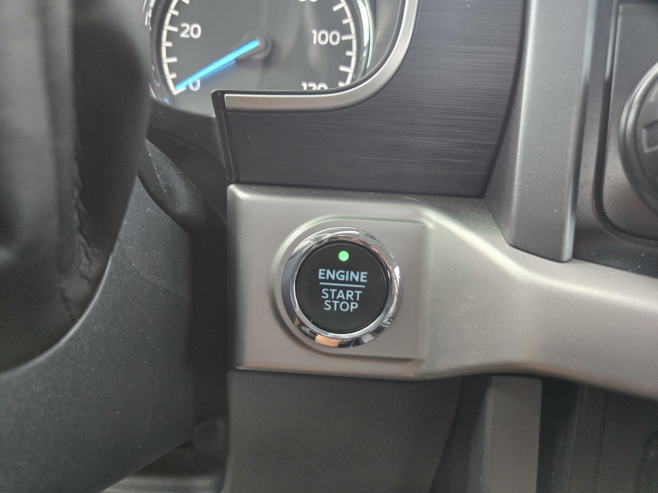 Used 2022 Antimatter Blue Metallic Ford XLT image 22