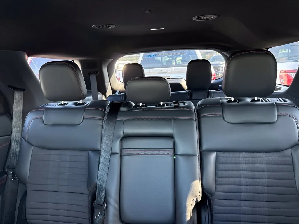 New 2026 Agate Black Metallic Ford ST-Line image 35