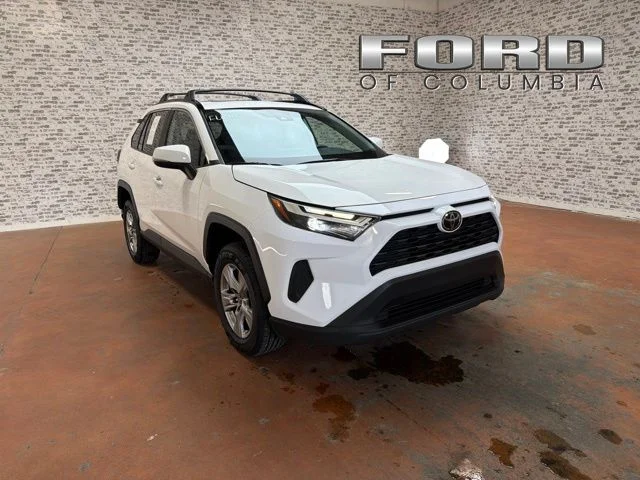 Used 2023 White Toyota XLE image 1