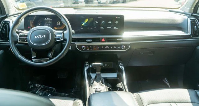 Used 2025 White Kia EX image 16
