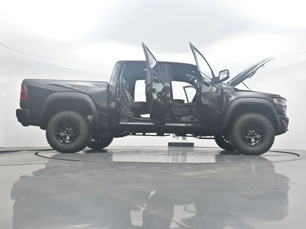 New 2026 Diamond Black Crystal Pearl-Coat Exterior Paint RAM RHO image 47