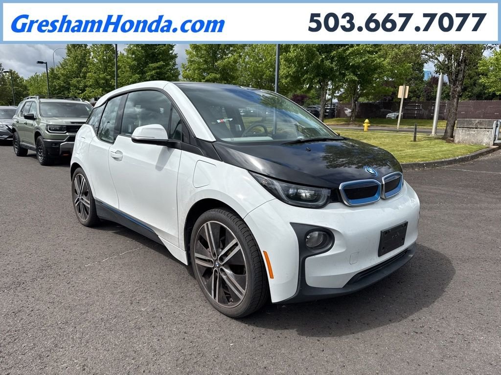 Used 2014 Capparis White w/BMW i Frozen Blue Accent BMW with Range Extender image 1