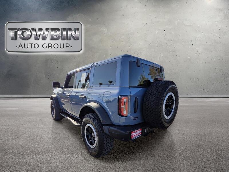 Used 2025 Gray Ford Badlands image 7