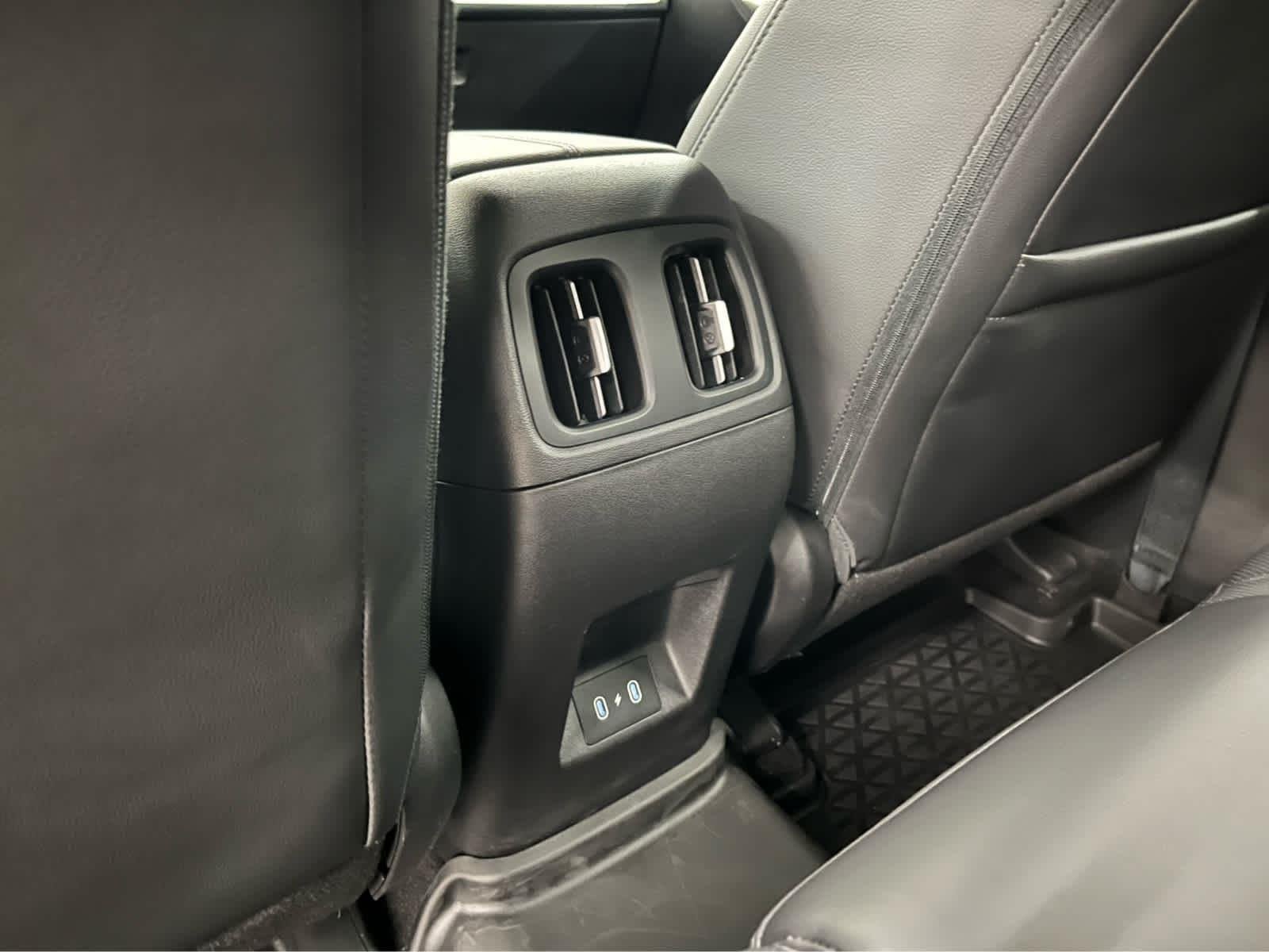 2025 Hyundai Santa Cruz SEL - Photo 30