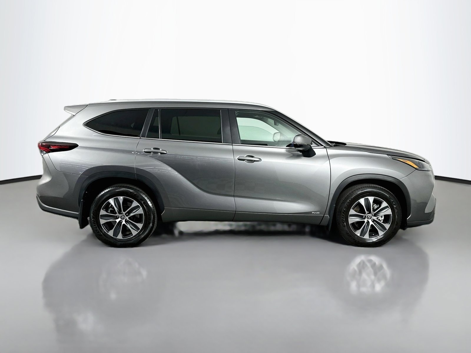 Used 2026 Heavy Metal Toyota XLE image 8