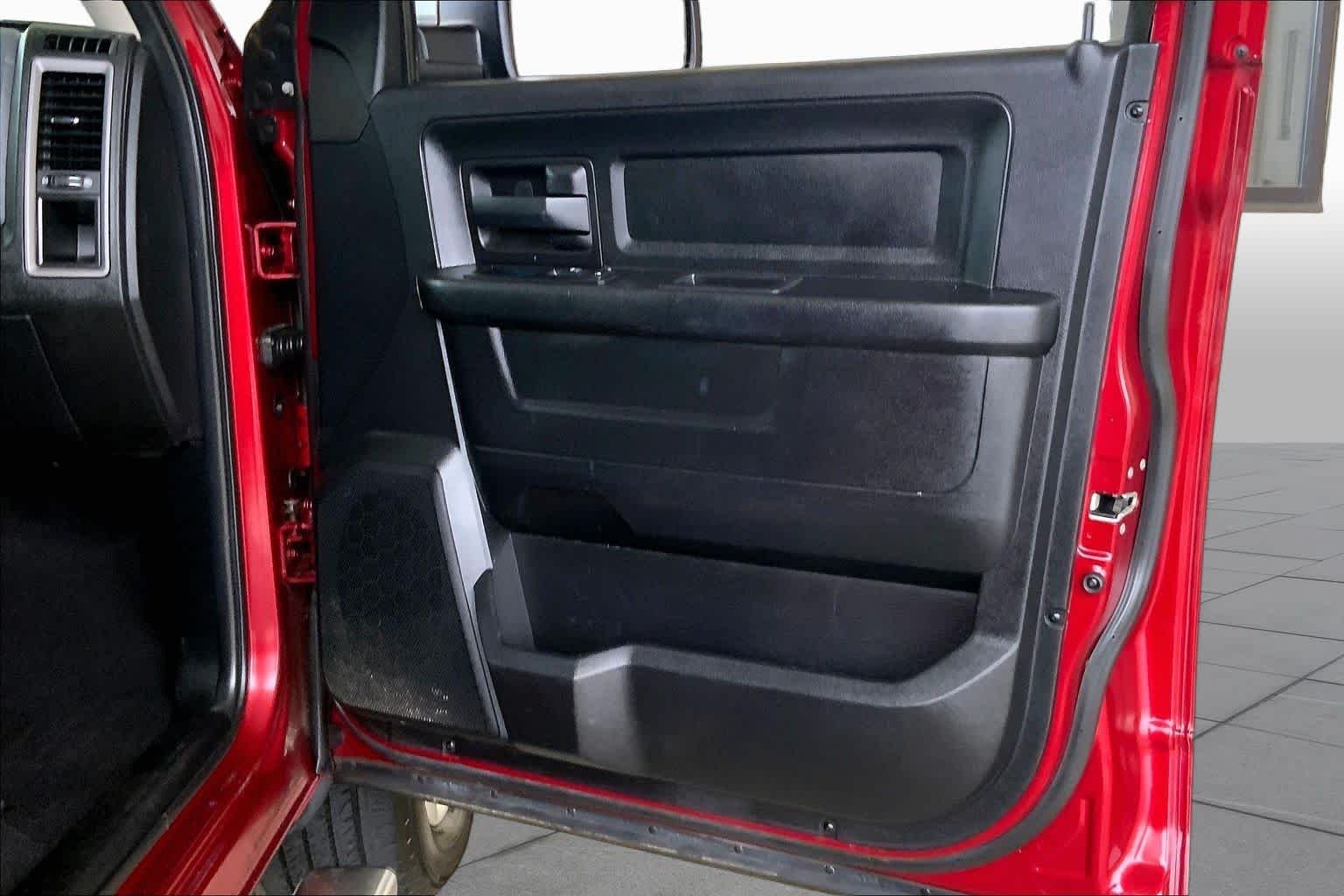 Used 2014 Deep Cherry Red Crystal Pearlcoat Ram Express image 21
