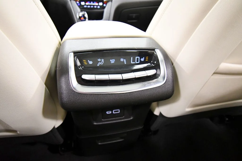 Used 2023 White Cadillac Sport image 17