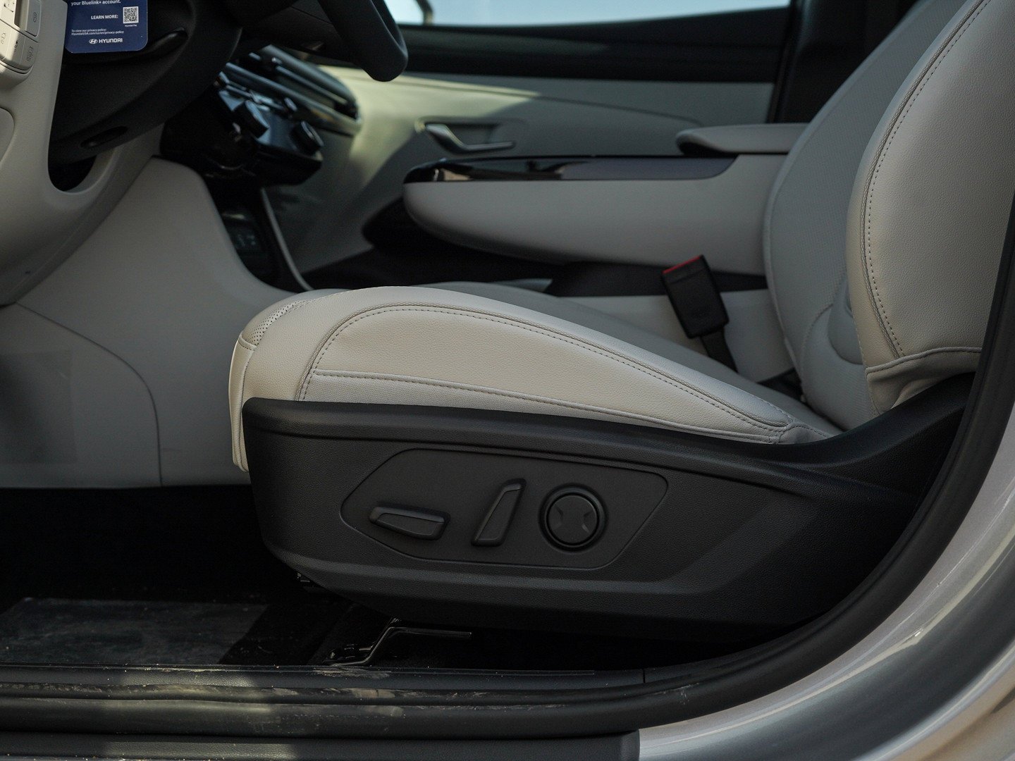 New 2026 Creamy White Pearl Hyundai Limited AWD image 18