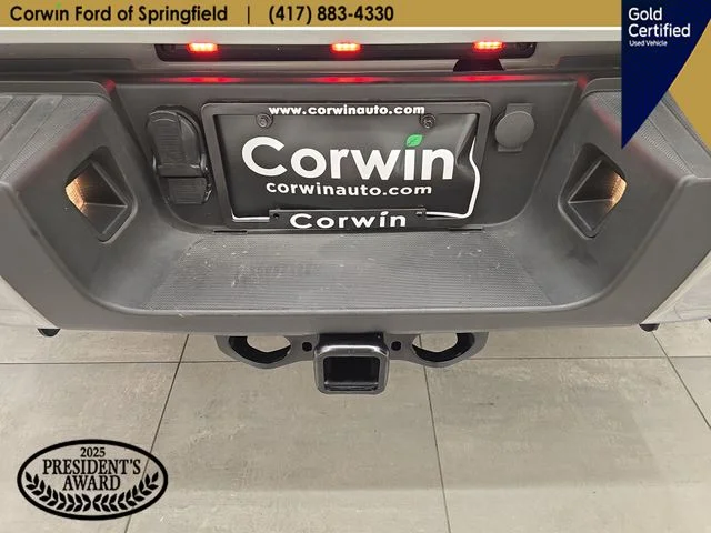 Certified Used 2025 Avalanche Ford XLT image 18