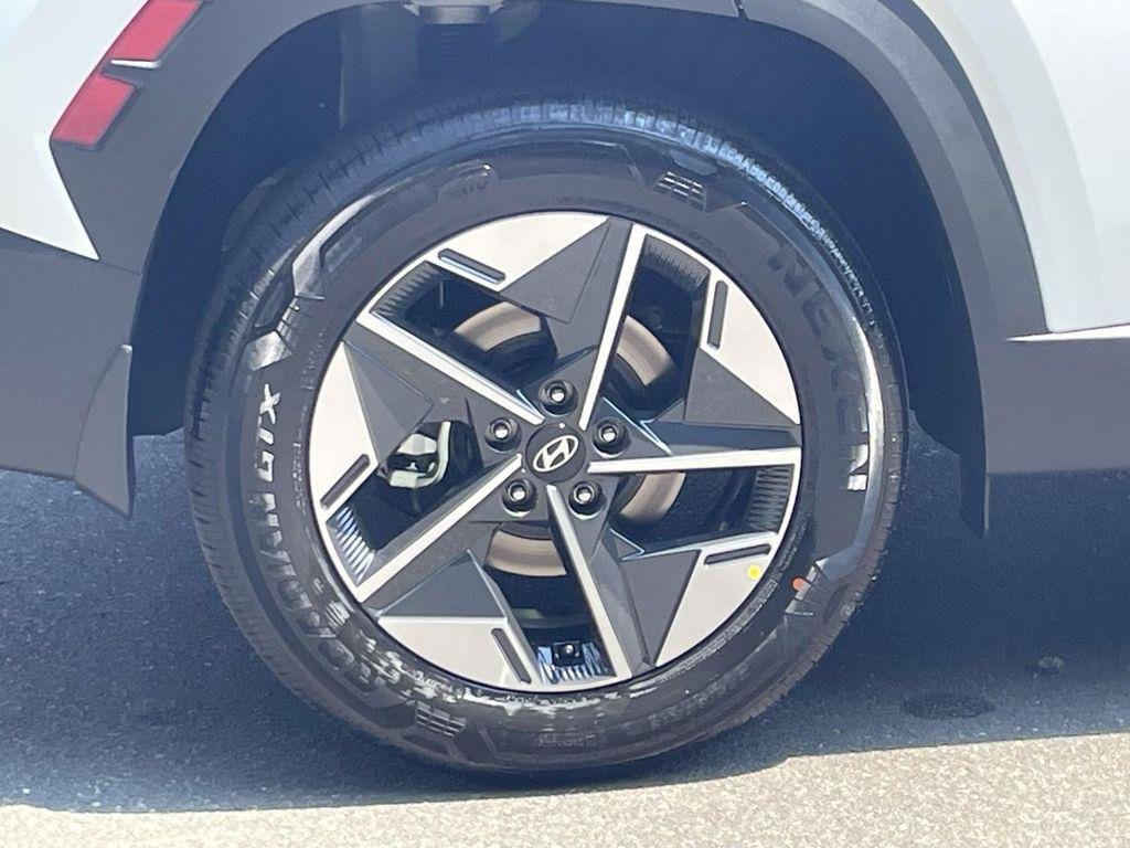 New 2026 White Hyundai SEL AWD image 7