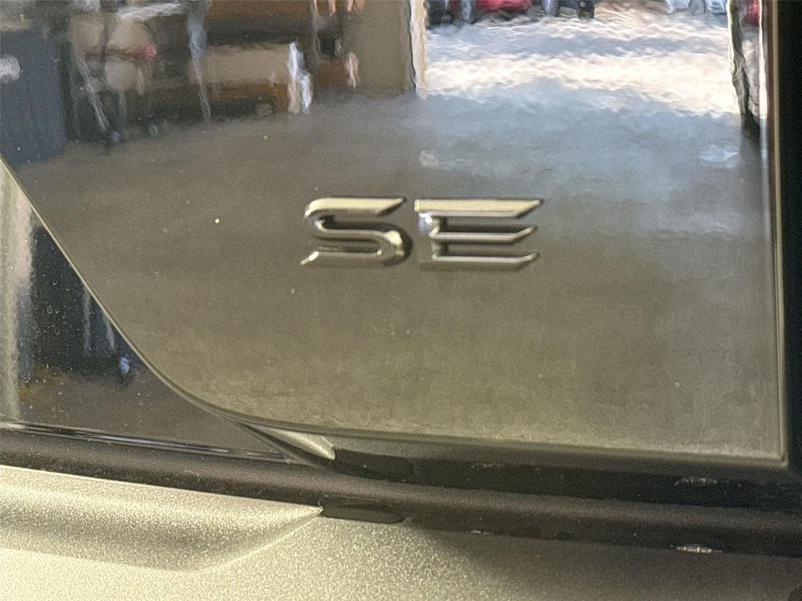 New 2026 Midnight Black Metallic Toyota SE image 15