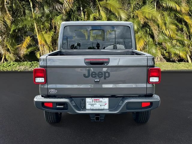 New 2026 Granite Crystal Metallic Clear-Coat Exterior Paint Jeep Sport S image 5