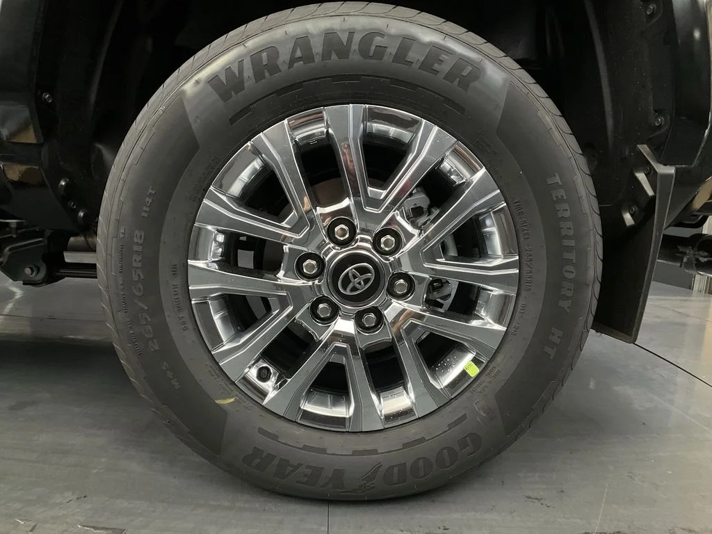 2026 Toyota Tacoma Limited - Photo 25