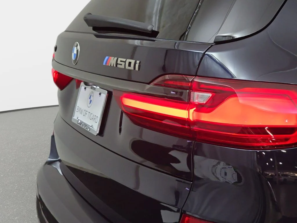 Used 2021 Carbon Black Metallic BMW M50i image 36