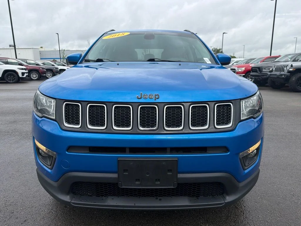 Certified Used 2018 Blue Jeep Latitude image 2